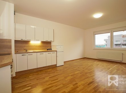Pronájem bytu, 2+kk, 63 m²