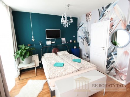 Pronájem bytu, 1+kk, 23 m² obrázek