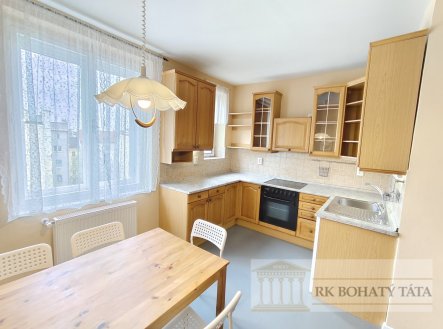 Pronájem bytu, 4+1, 107 m²