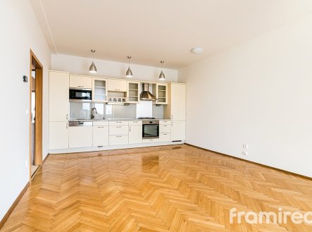 Pronájem bytu, 4+kk, 118 m²
