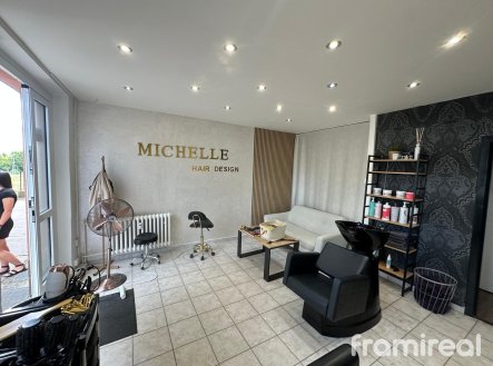 Pronájem obchodní prostory, 34 m²