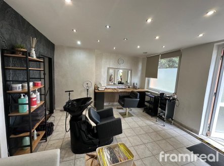 Pronájem obchodní prostory, 34 m²