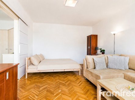 Pronájem bytu, 2+kk, 50 m²