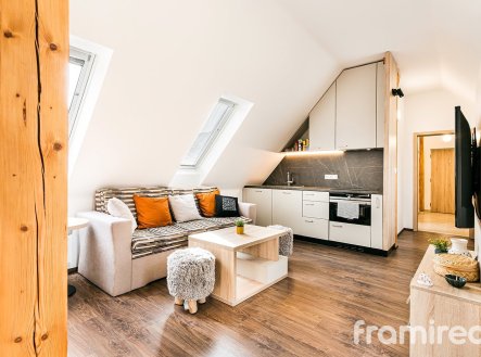 Pronájem bytu, 3+kk, 75 m²
