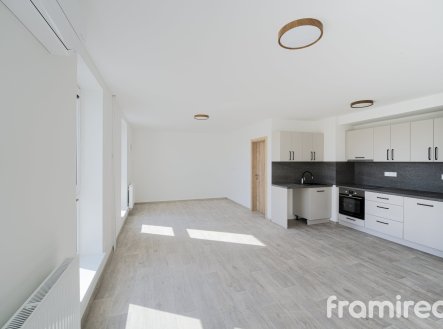 Pronájem bytu, 2+kk, 61 m²