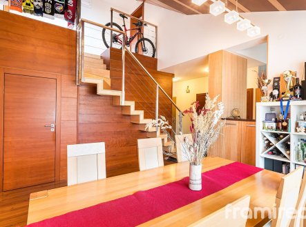 Prodej bytu, 4+kk, 100 m²