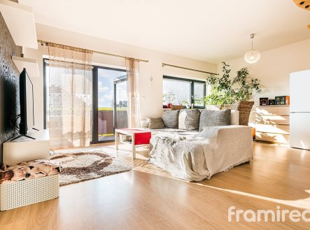 Pronájem bytu, 3+kk, 84 m²