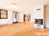 Prodej domu/vily, 298 m²