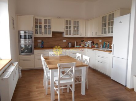Pronájem bytu, 4+kk, 160 m²
