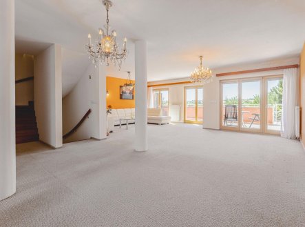 Prodej domu/vily, 330 m²