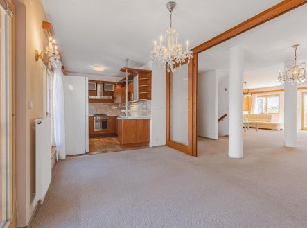 Prodej domu/vily, 330 m²