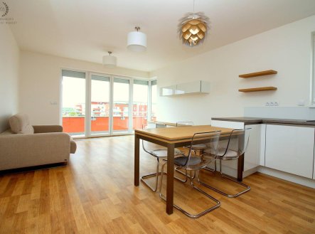 Pronájem bytu, 2+kk, 71 m²