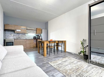 Prodej bytu, 3+kk, 61 m²