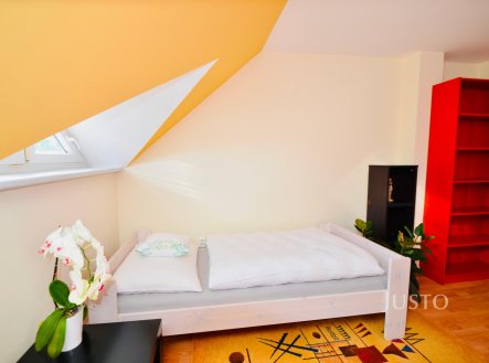 Pronájem bytu, pokoj, 24 m²