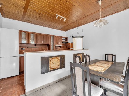 Prodej domu/vily, 250 m²