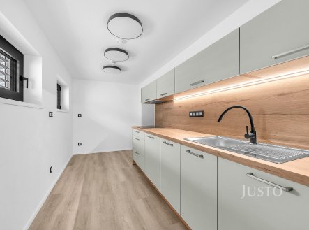 Pronájem kanceláře, 33 m²
