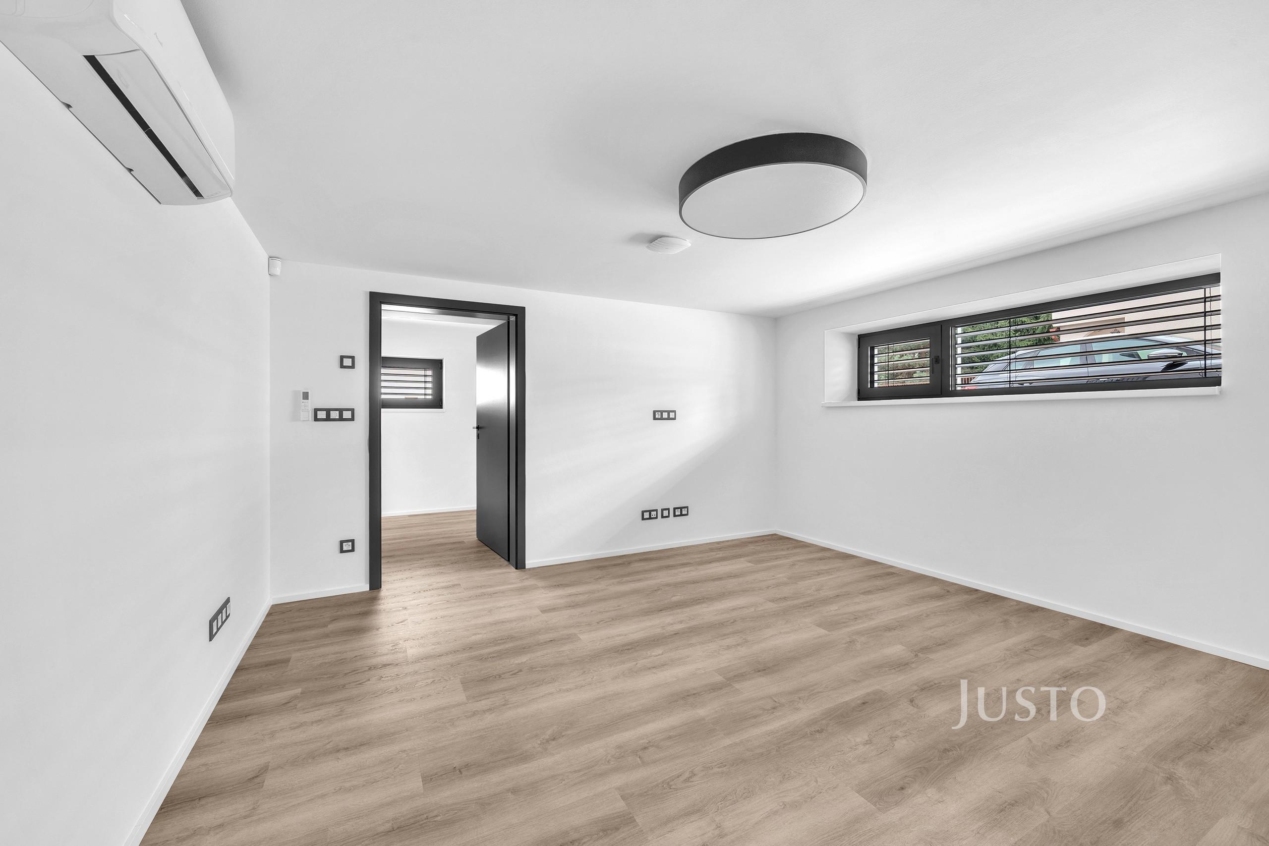 Pronájem kanceláří 33 m²