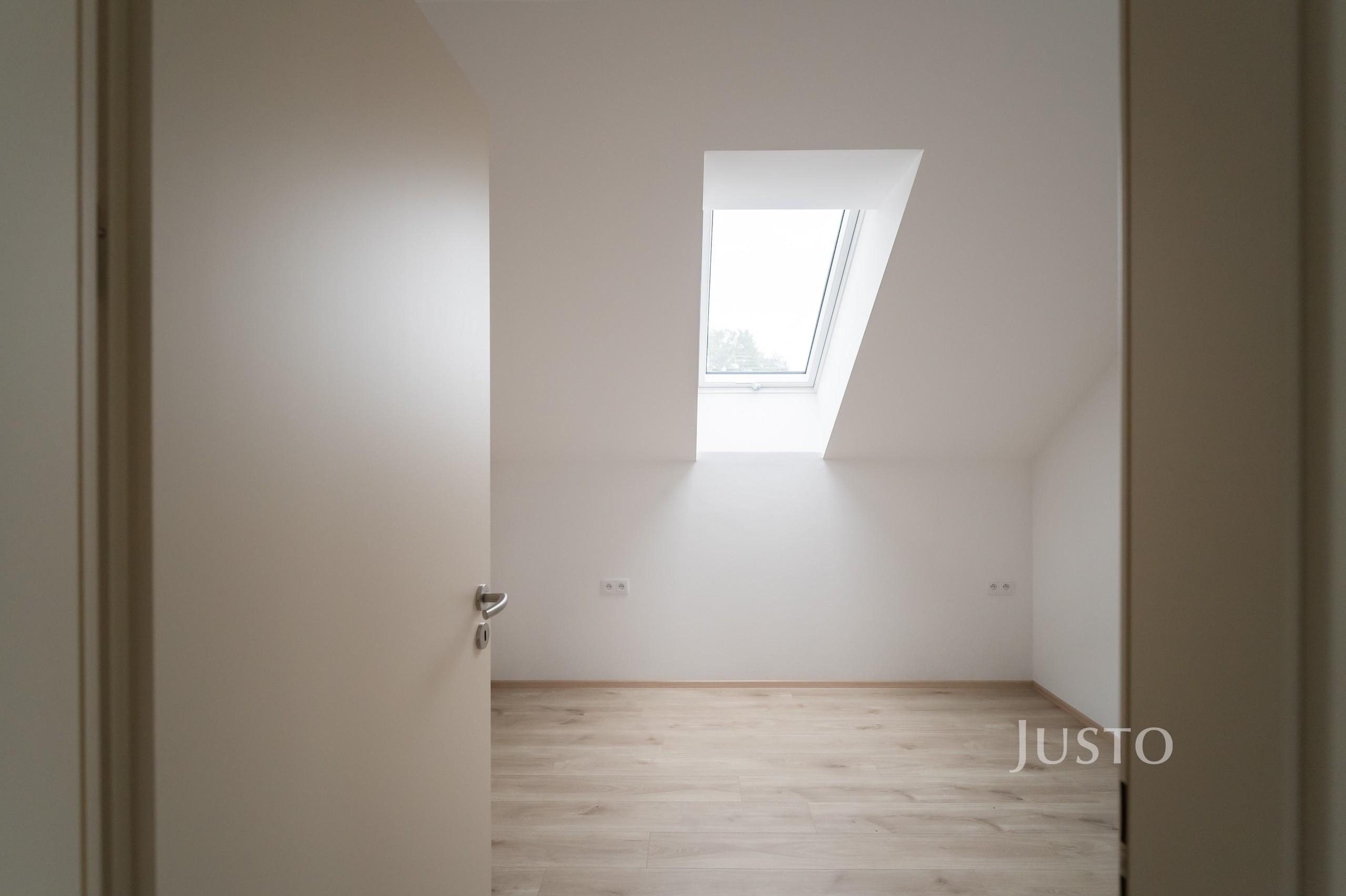 Prodej 2+kk 47 m² + terasa 10 m² + parkování