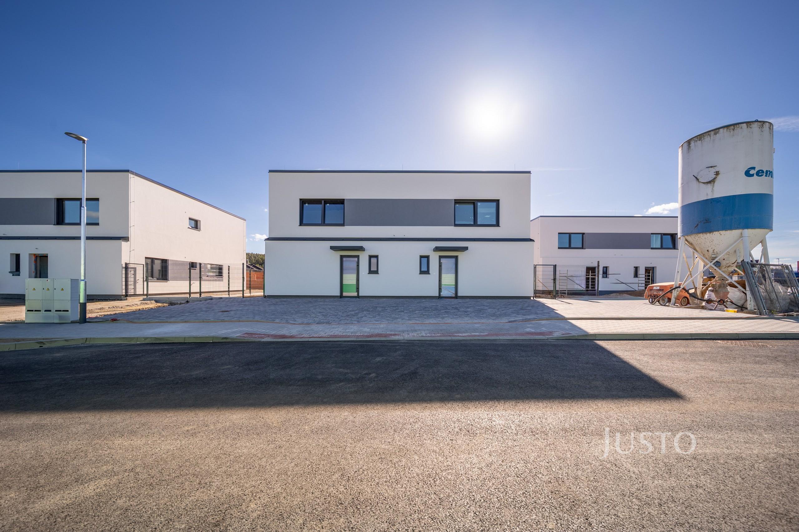Prodej rodinného domu 123 m² s pozemkem 387 m² + terasa 23 m²