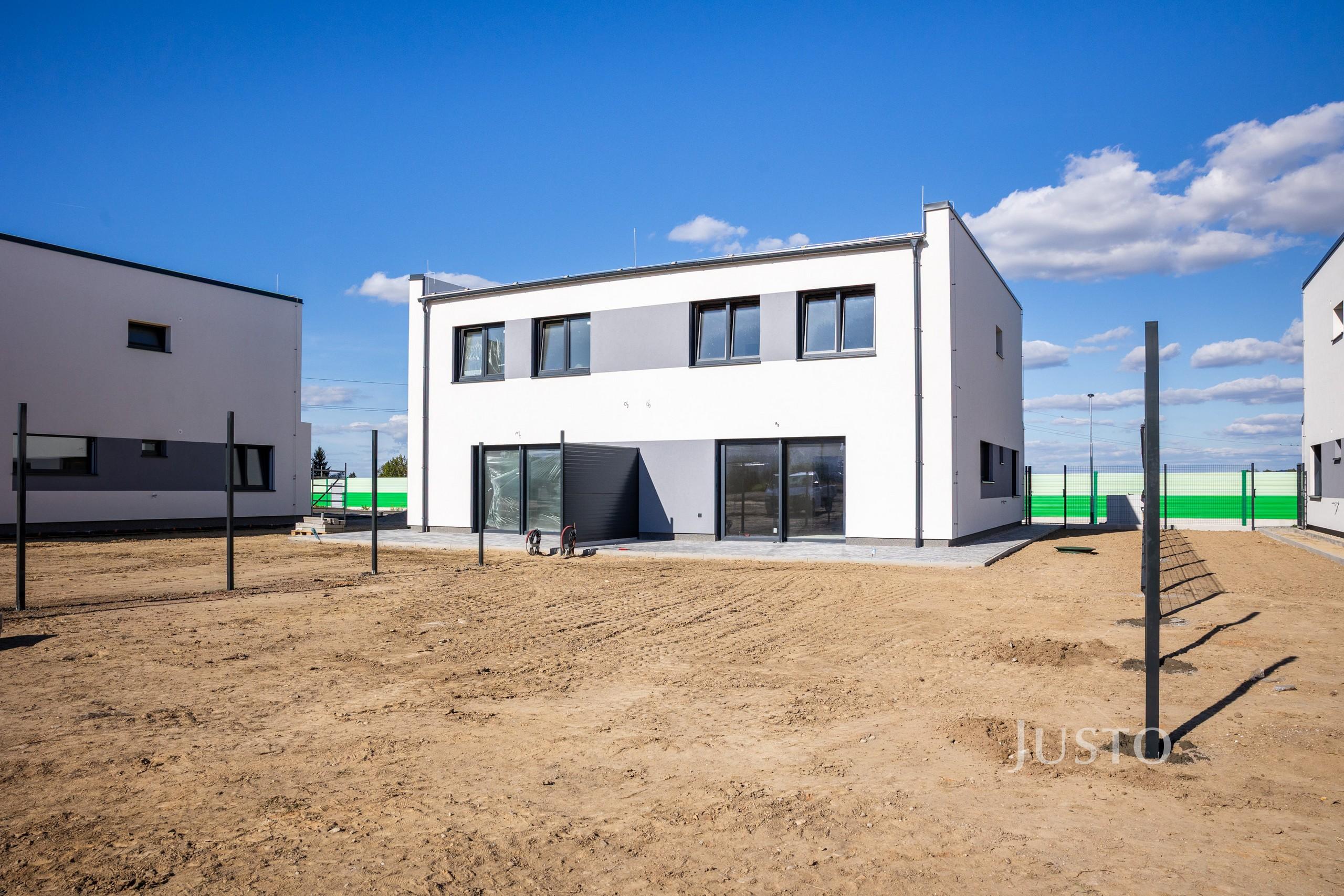 Prodej 5+kk 123 m² + zahrada 224 m² + terasa + parkování - SO.01-1
