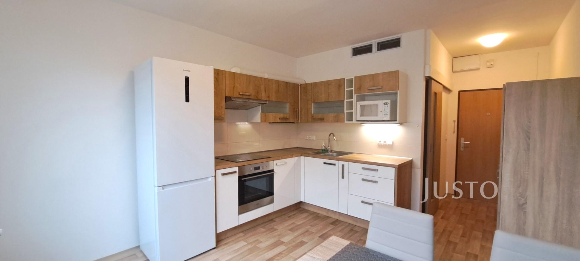 Pronájem 2+kk, 40 m², Písek - tř. Přátelství