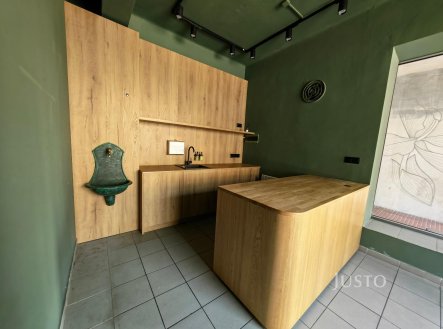 Pronájem obchodní prostory, 18 m²