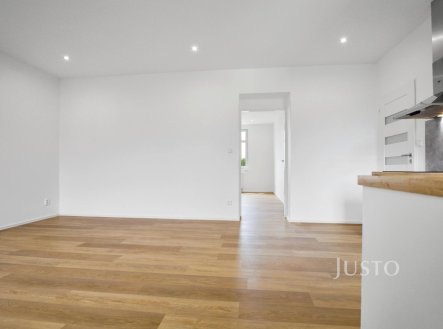 Pronájem bytu, 2+kk, 67 m²