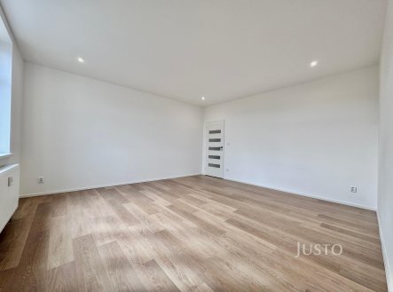 Pronájem bytu, 2+kk, 67 m²