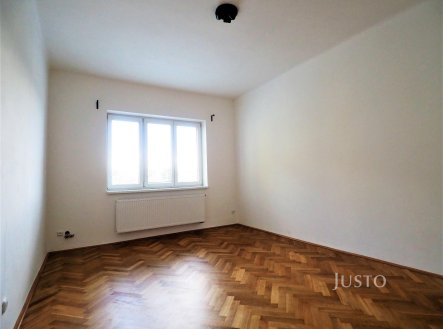 Pronájem bytu, 2+1, 77 m²