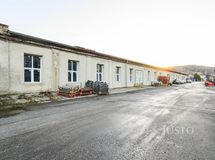 Pronájem skladu, 74 m²