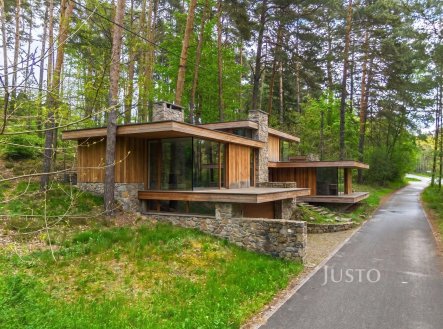 Prodej pozemku pro bydlení, 1 647 m²