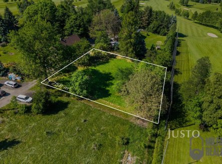 Prodej pozemku pro bydlení, 1 758 m²