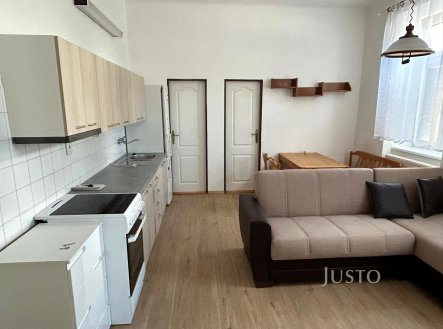 Pronájem bytu, 2+kk, 65 m²