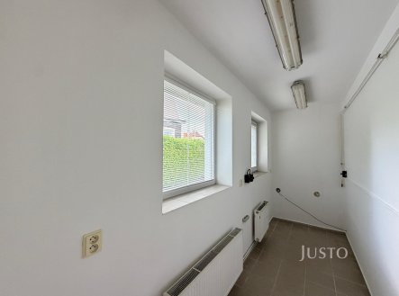 Pronájem výrobní prostory, 85 m²