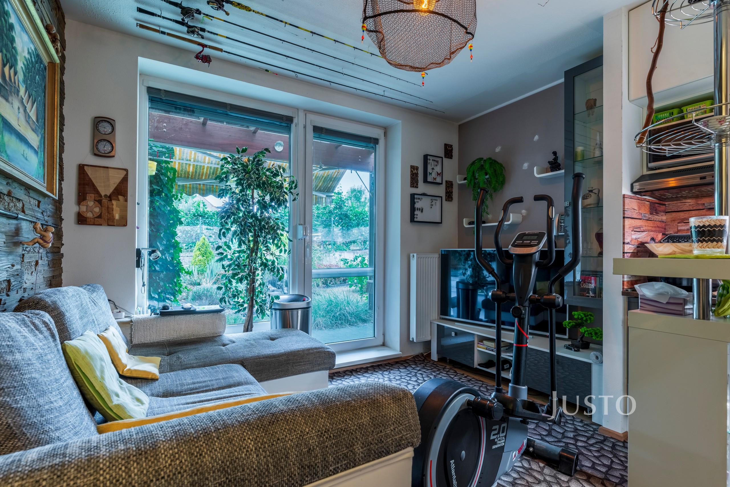 Prodej 1+kk, 31 m² + terasa 9 m² + parkování, Šakvice