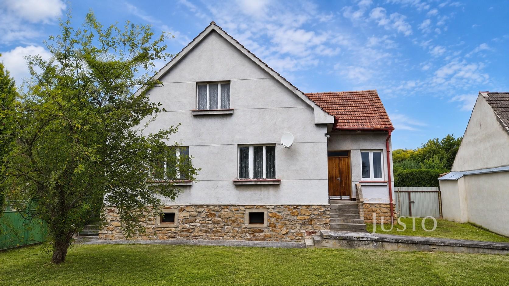 Prodej rodinného domu 514 m² s pozemkem 5 451 m²