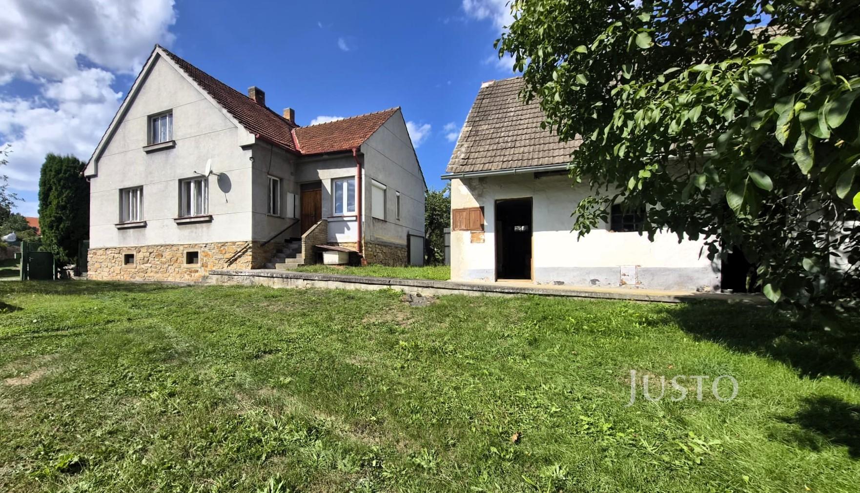 Prodej rodinného domu 514 m² s pozemkem 5 451 m²