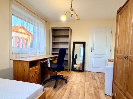 Pronájem bytu, pokoj, 24 m²