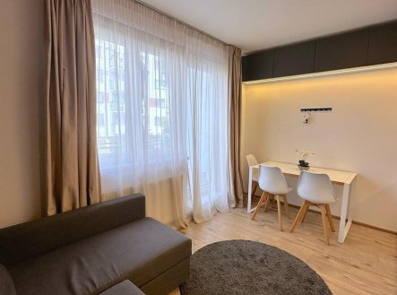 Pronájem bytu, 1+kk, 32 m²