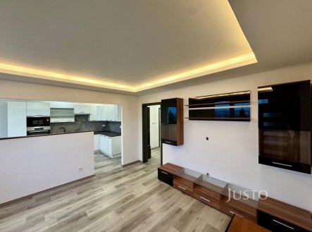 Pronájem bytu, 3+kk, 58 m²