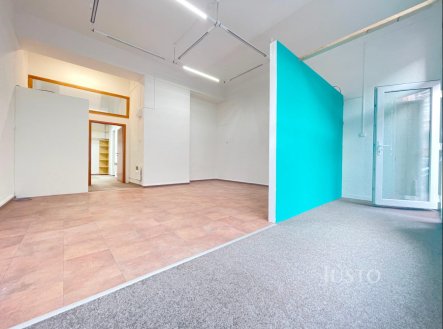 Pronájem kanceláře, 48 m²