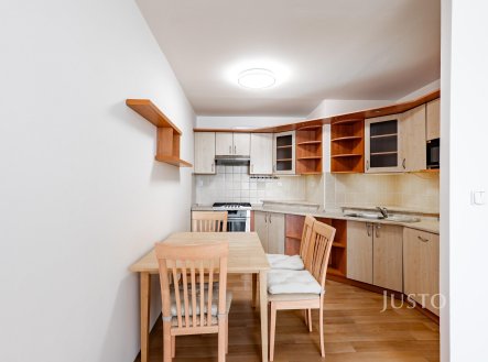 Pronájem bytu, 3+kk, 66 m²