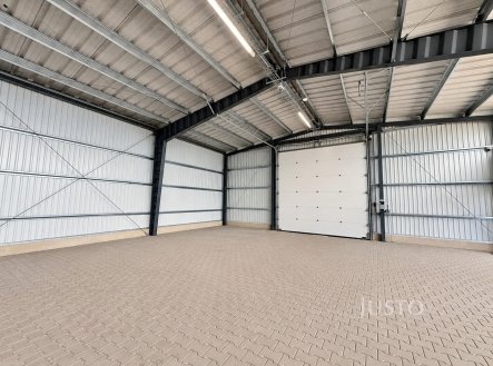 Pronájem skladu, 250 m²