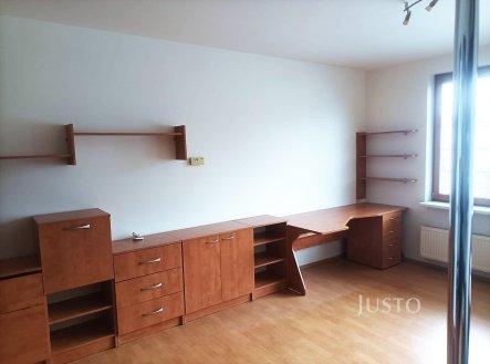 Pronájem bytu, 1+kk, 38 m²