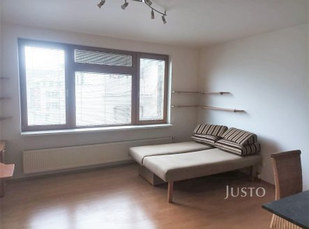 Pronájem bytu, 1+kk, 38 m²