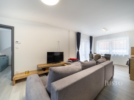 Pronájem bytu, 2+kk, 48 m²