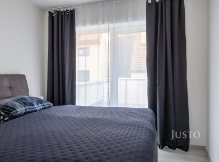 Pronájem bytu, 2+kk, 48 m²