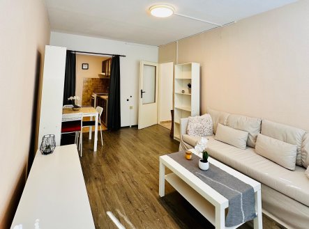Pronájem bytu, 2+kk, 43 m²