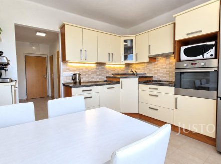 Prodej bytu, 3+1, 76 m²