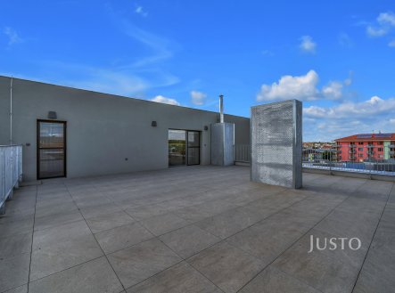 Pronájem bytu, 3+kk, 166 m²
